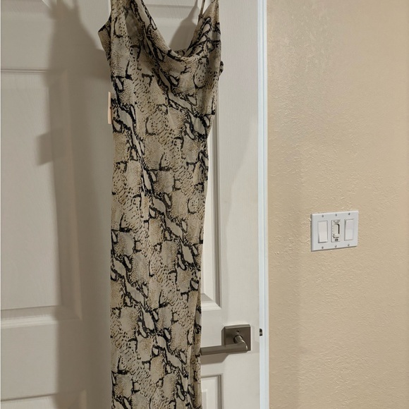 Brand new never worn Superdown Sheer snake print dress - Picture 3 of 5